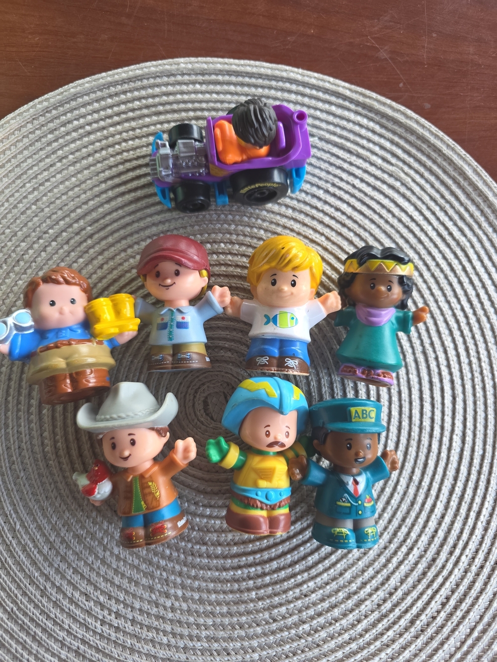 Bundle Of 8 Little People Mattel